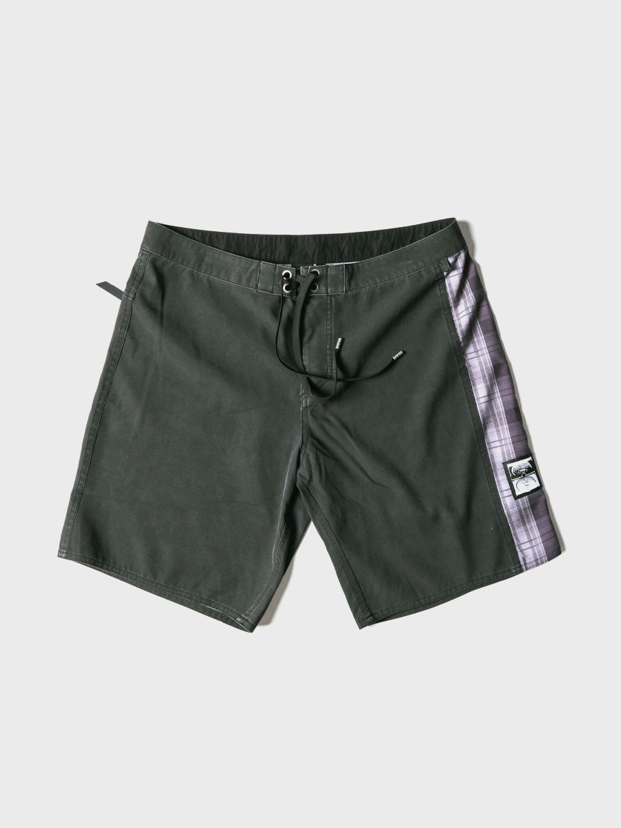  Plaid Control 18.5 Trunk